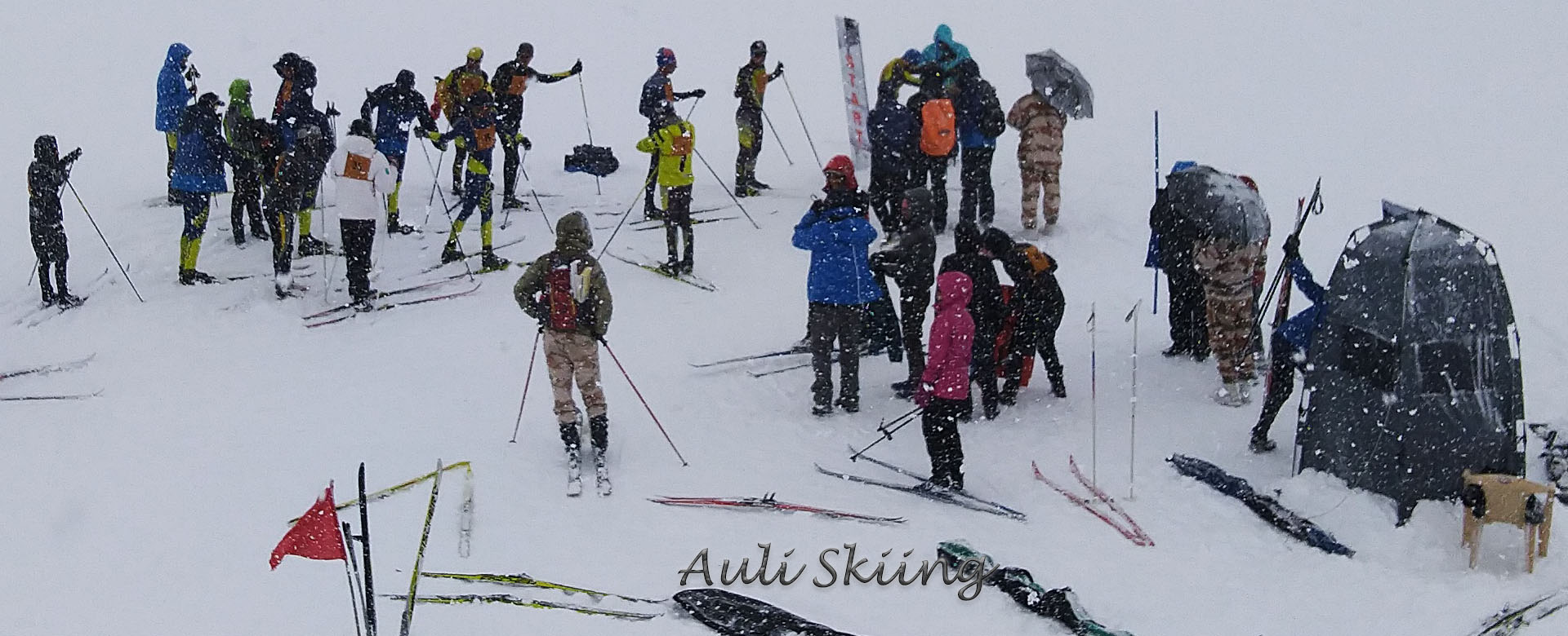 skiing-at-auli